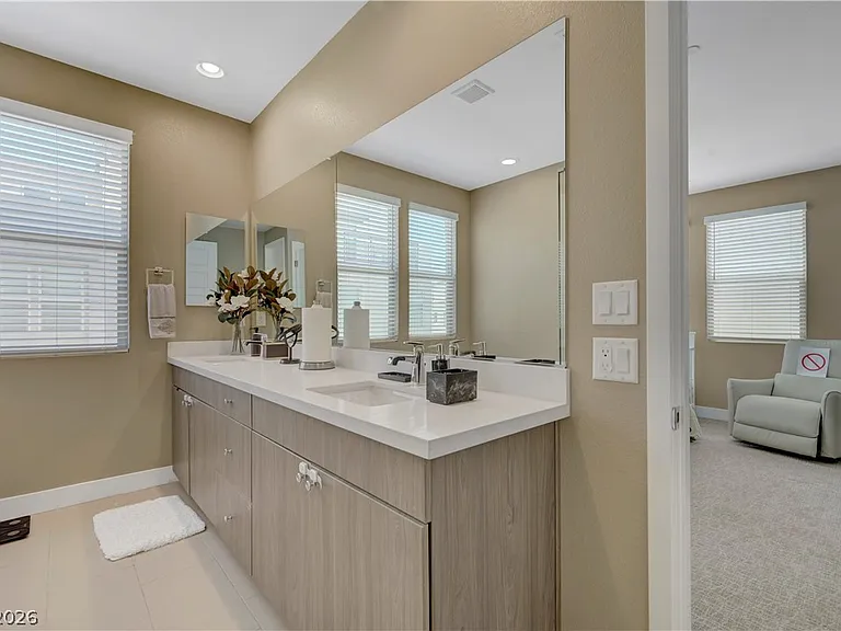11401 Gravitation Dr — Photo 33