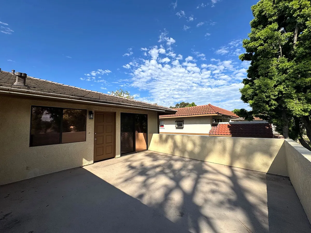 Building Photo - 731 Yeats Ln