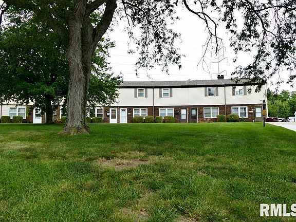 2nd image of 1936 Canterbury Dr APT 2Q