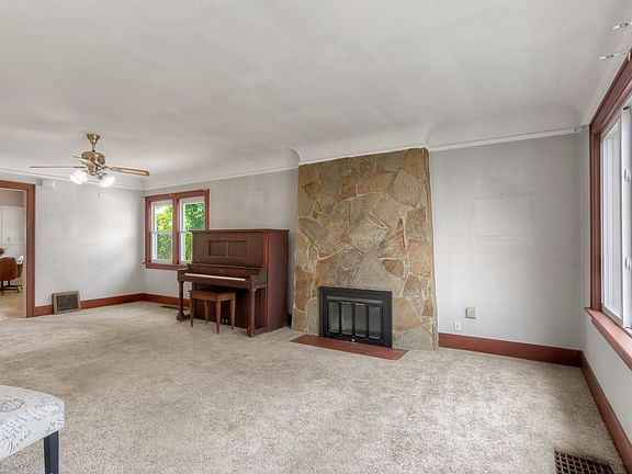 5th image of 5814 S Sheridan Ave