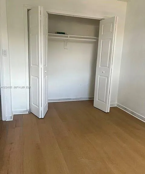 666 W 81st St #103 — Photo 6