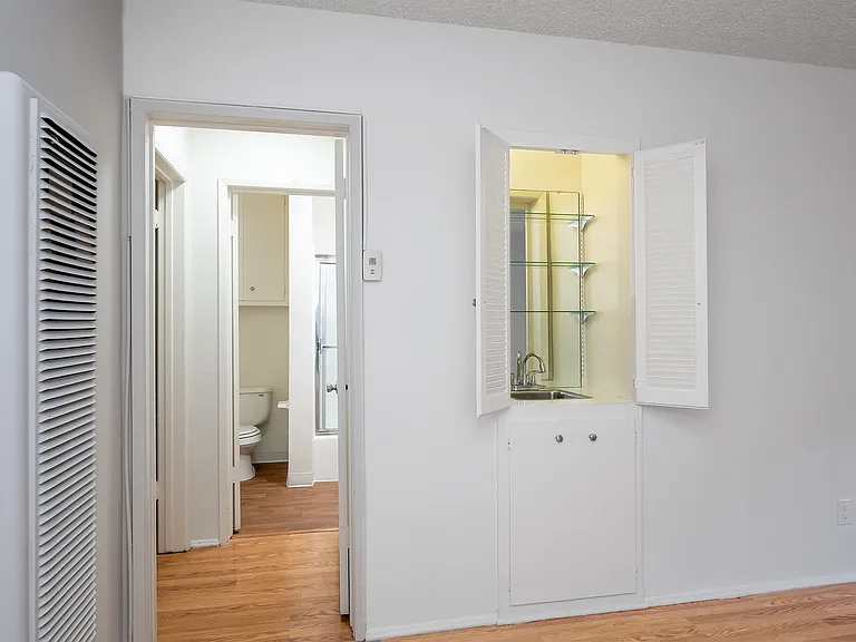 132 N Sinclair Ave — Photo 15