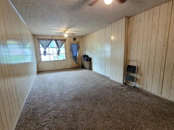 313 Preston Ave, Girardville, PA 17935