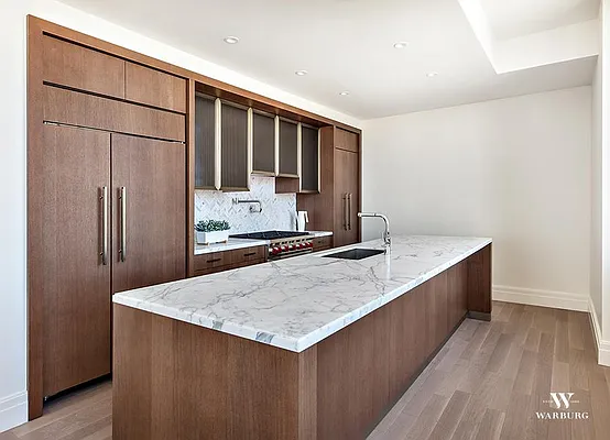 Rented by Warburg | media 24