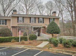 305 Quail Run, Roswell, GA 30076