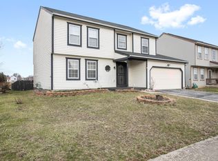 1899 Westbrook Village Dr, Columbus, OH 43228