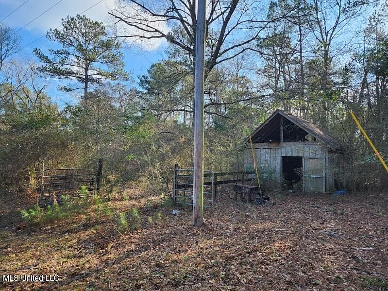 1st image of Kupfer Ln