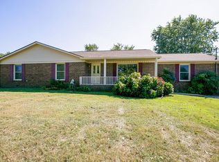2785 Critz Ln, Thompsons Station, TN 37179