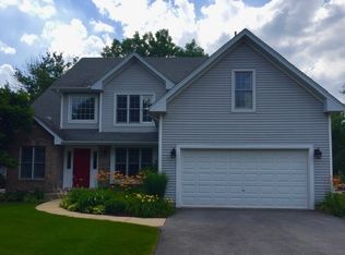 6114 Stonewall Ave, Downers Grove, IL 60516