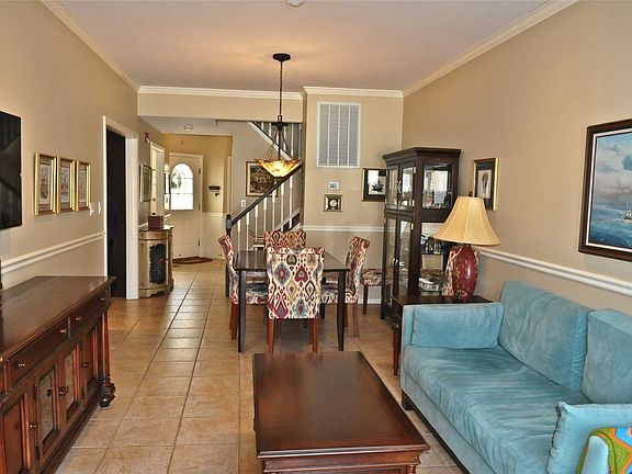 3rd image of 30 Brookville Way