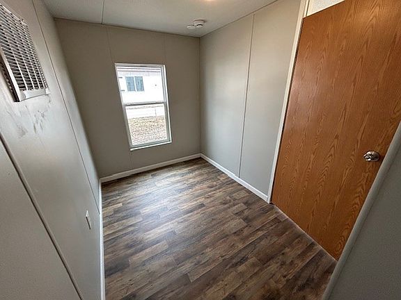 3rd image of 111 S Cedar Dr Trailer 5