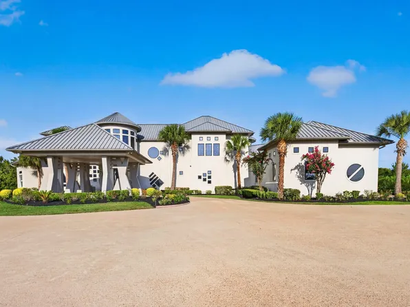 4043 Maranatha Dr