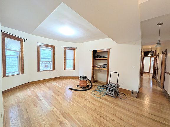 2nd image of 346 Faneuil St #3