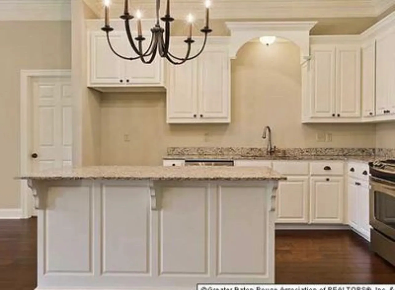 3 bed, 2060 sqft, $2,050 — Photo 3