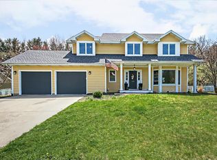 104 Orleans Cir, Saint Joseph, MI