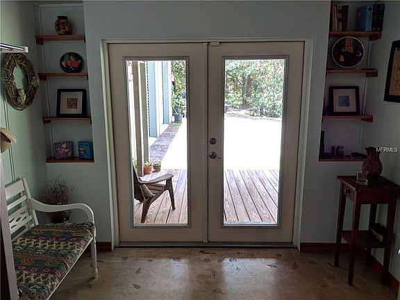 4th image of 4485 Meadowood Dr