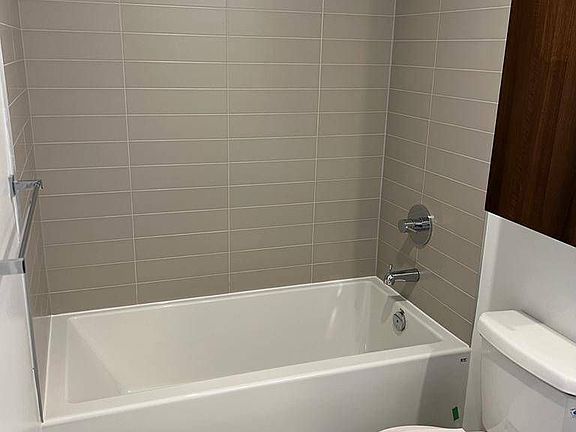3rd image of 1787 Saint Clair Ave W #432