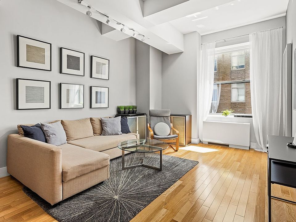 1st image of 99 John St APT 908