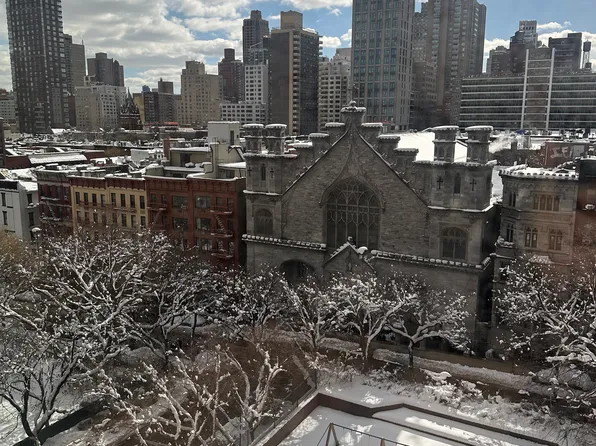 1619 3rd Avenue image 1 of 10