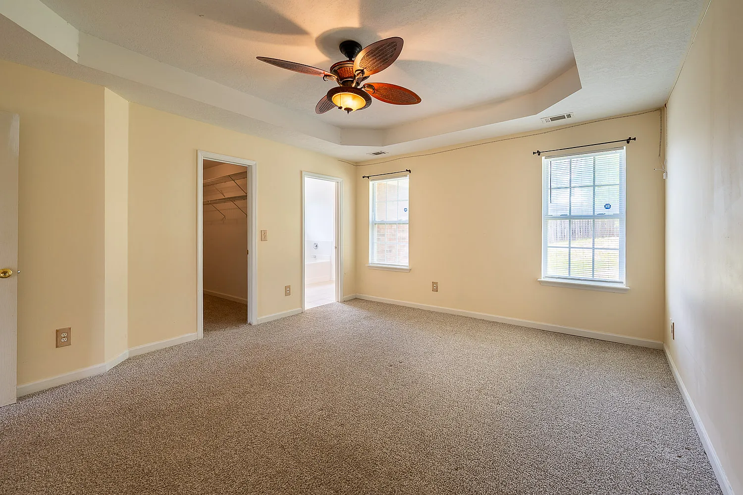945 Cannock Street - 1 — Photo 3