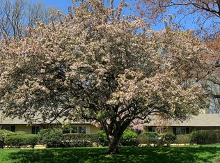 3 Redwood Ct, Port Washington, NY