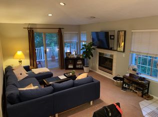 34 Wentworth Rd, Bedminster, NJ 07921