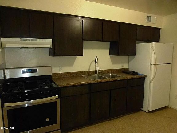 4th image of 1726 W Peoria Ave APT 2