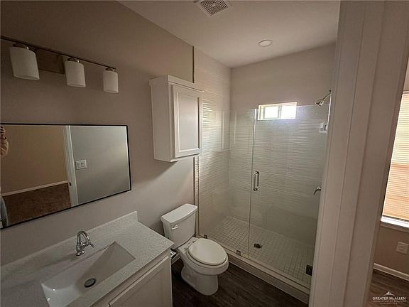 5th image of 1308 Valle Vista St