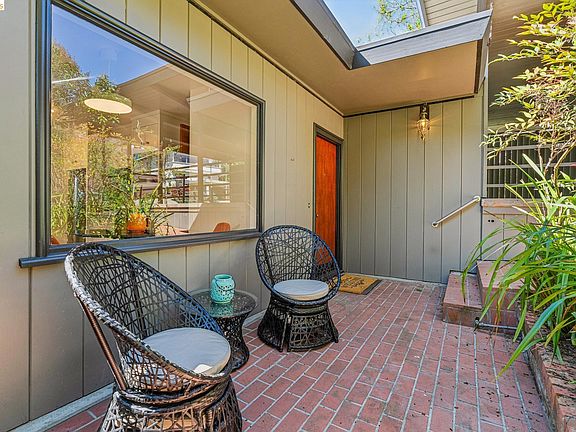 5th image of 1100 Miller Ave