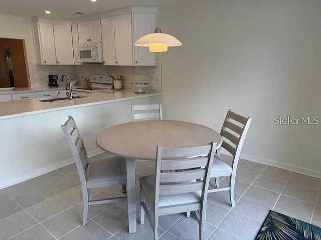 6120 Country Club Way #207 — Photo 8