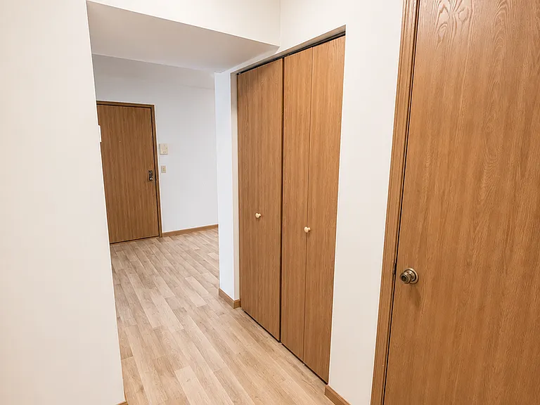 35 Hart Rd #2 — Photo 3