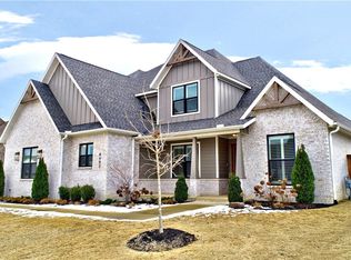 8602 W Forktailed Trce, Bentonville, AR 72713