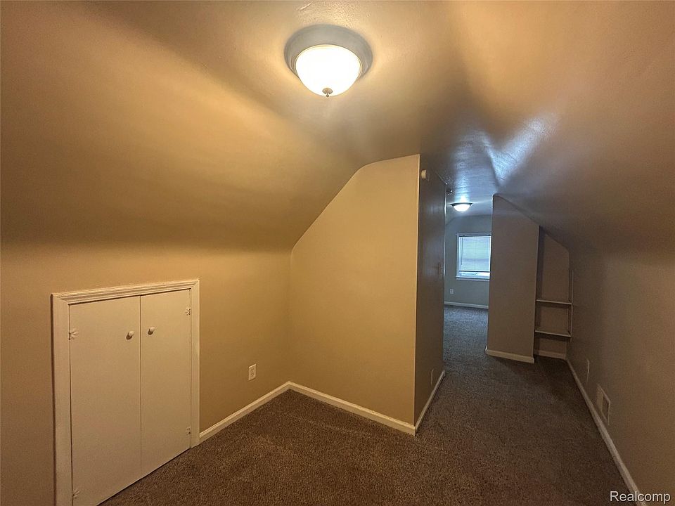 1787 Morris Ave, photo 17