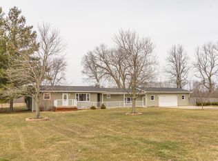 830 Dunks Rd, Sherwood, MI 49089