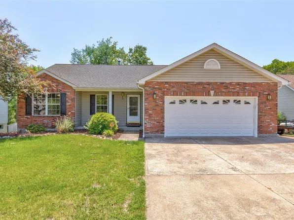127 Williamsburg Dr, Crystal City, MO 63019