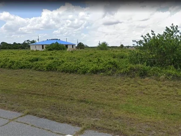 9048 Bamboo CIR, LABELLE, FL 33935