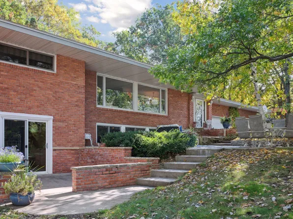 5895 S Robert Trl, Sunfish Lake, MN 55077