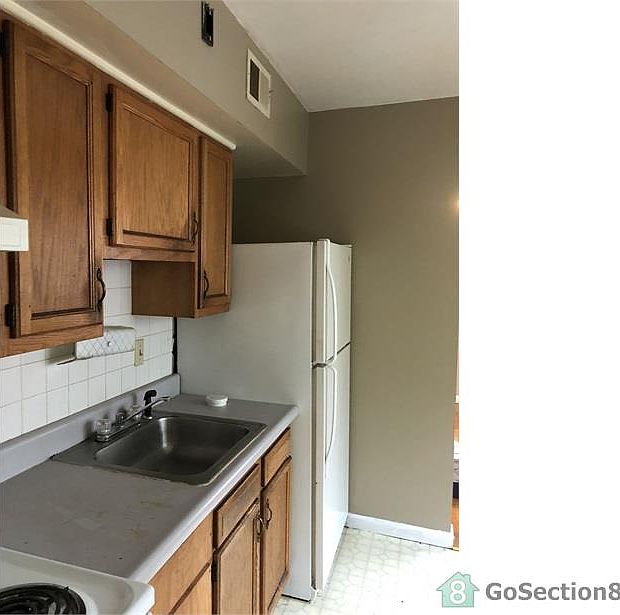 1st image of 5706 Thekla Ave APT B