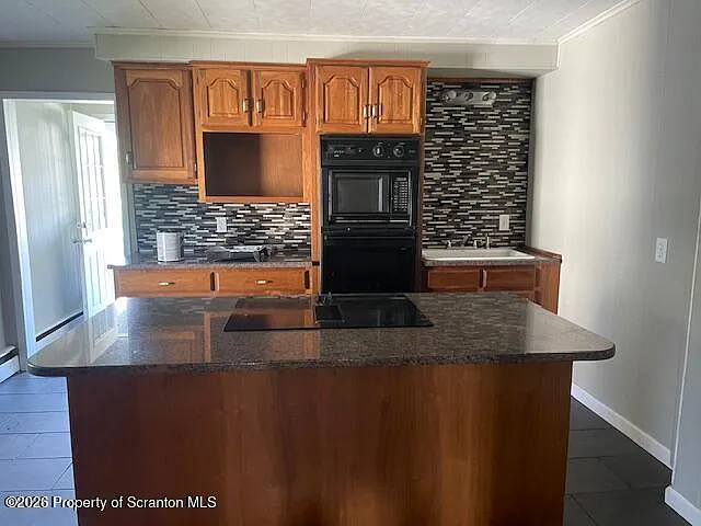 1 bed, 1.0 bath, 750 sqft, $1,025 — Photo 4