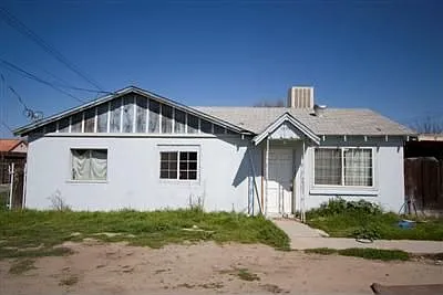 1729 Woodland Ave photo 1