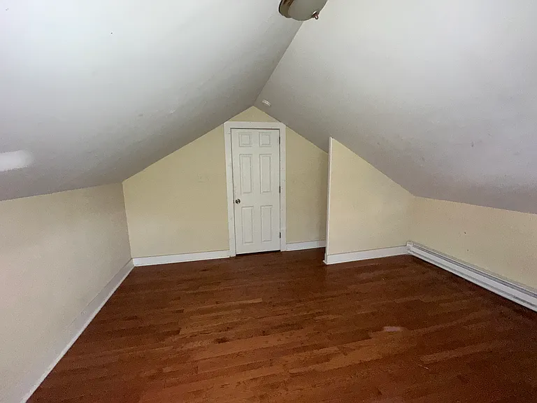 133 Hobart St #2B — Photo 10
