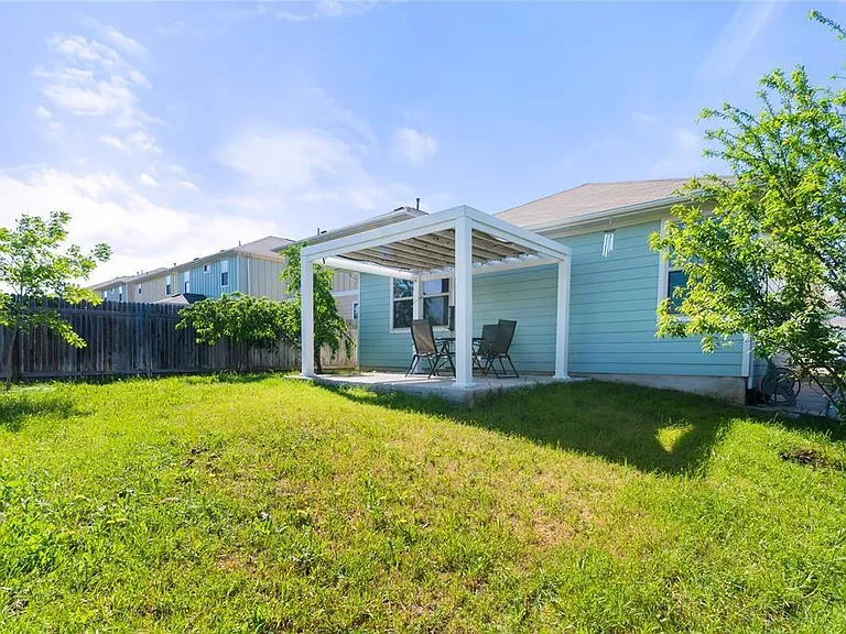 121 Guemal Rd — Photo 4