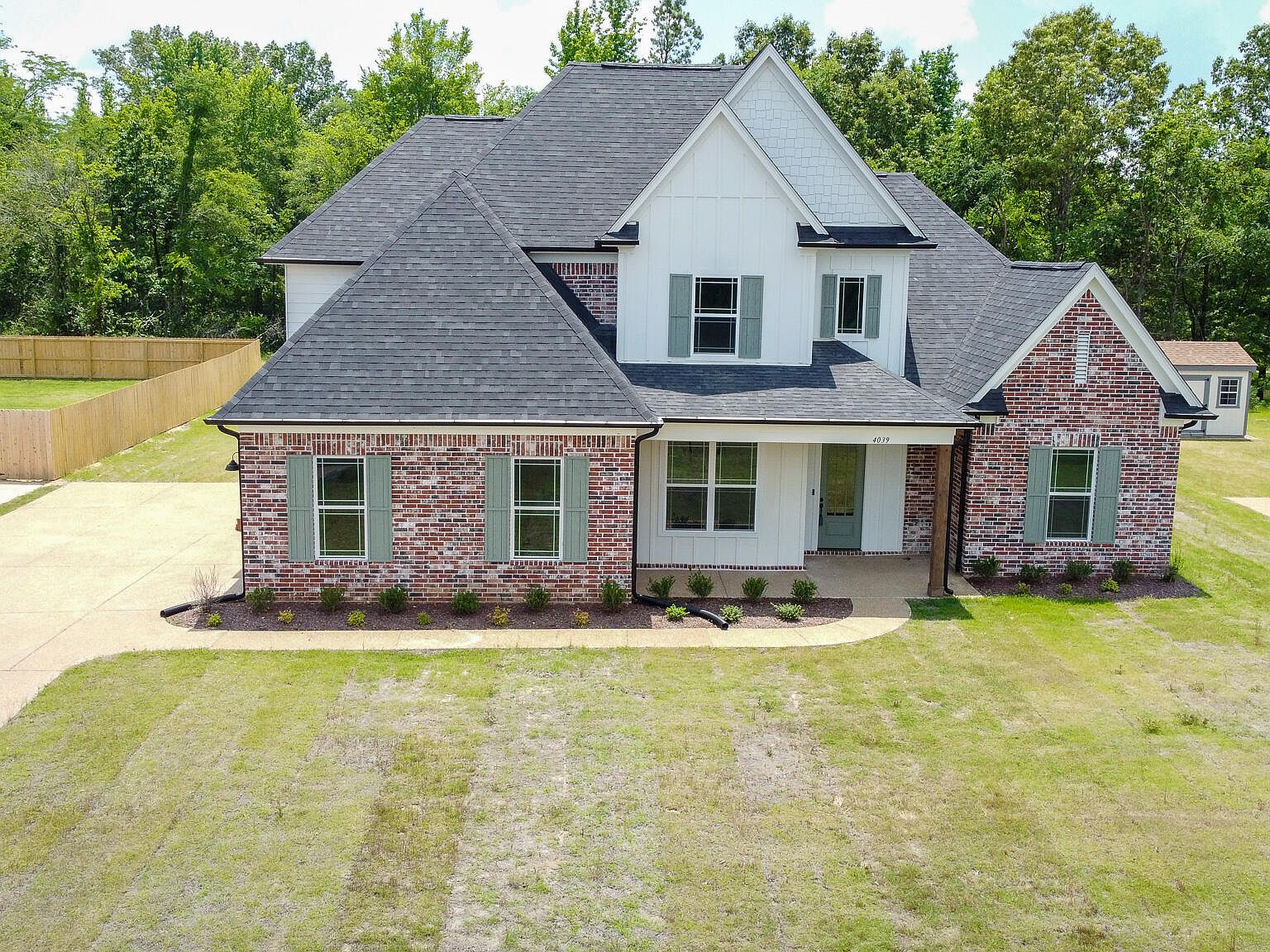 4039 Bakersfield Dr, Nesbit, MS 38651 Zillow
