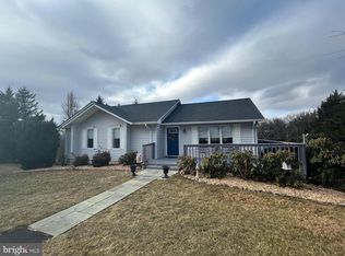 525 Timber Ridge Rd, Capon Bridge, WV 26711