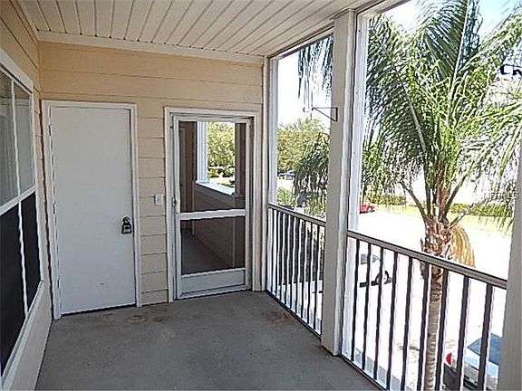 3rd image of 4802 51st St W APT 1509