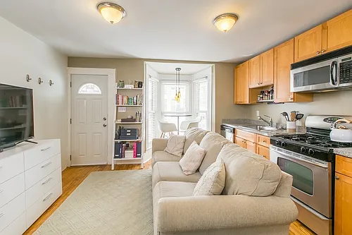 9 Auburn Ave #1 Photo 1