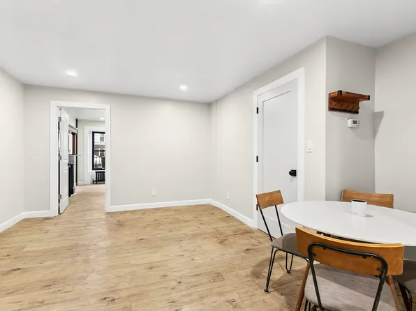 555 Mac Donough Street UNIT 1 image 3 of 6