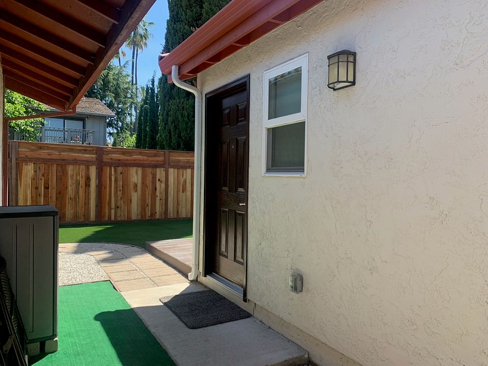 1st image of 22467 Palm Ave