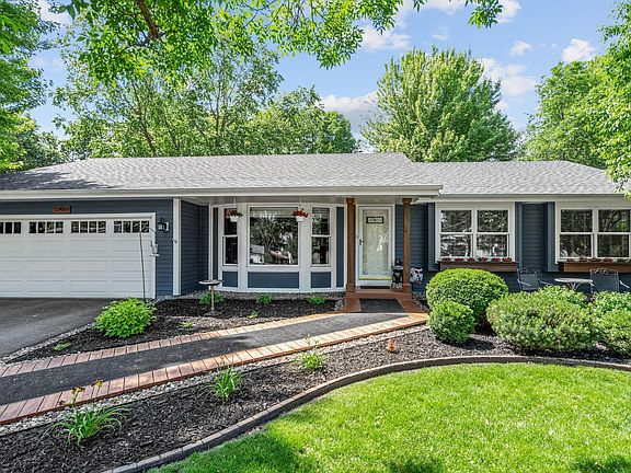 4th image of 17469 Lorence Way