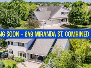 649 Miranda St, Combined Locks, WI 54113
